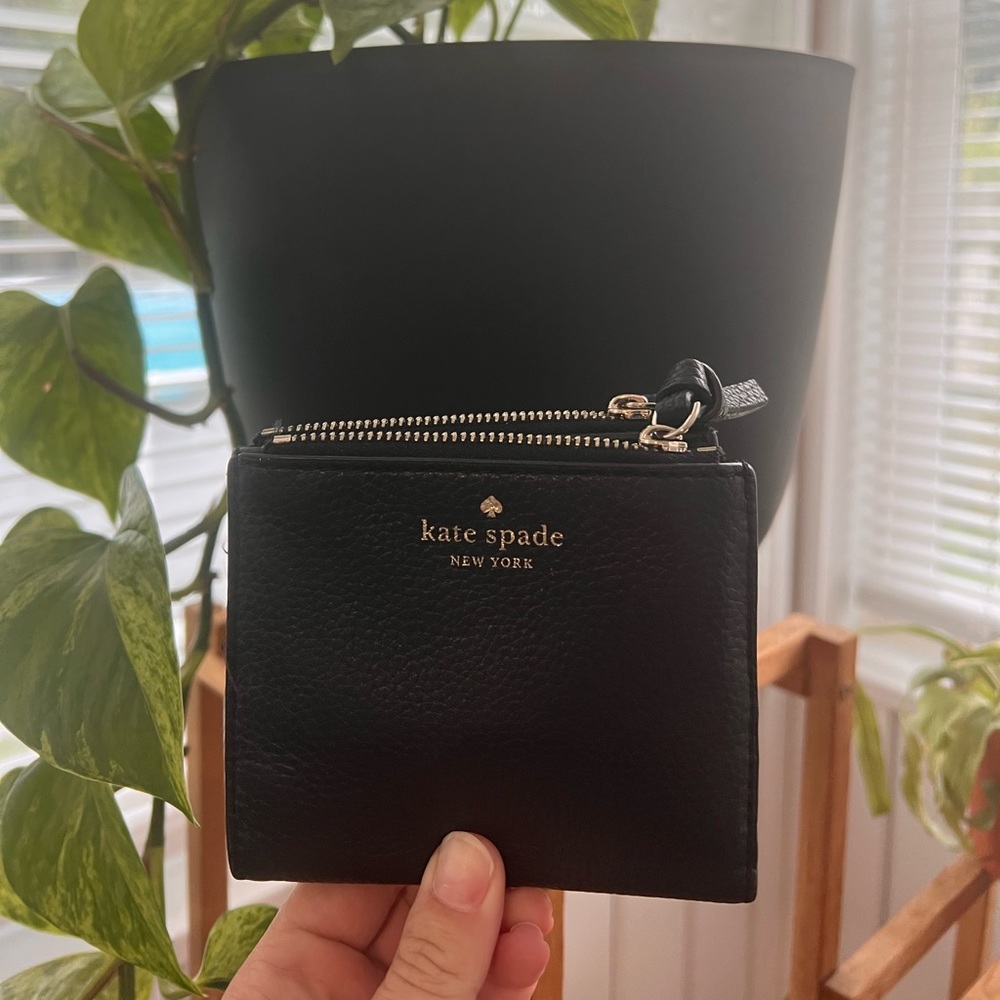 Black Kate spade bifold wallet